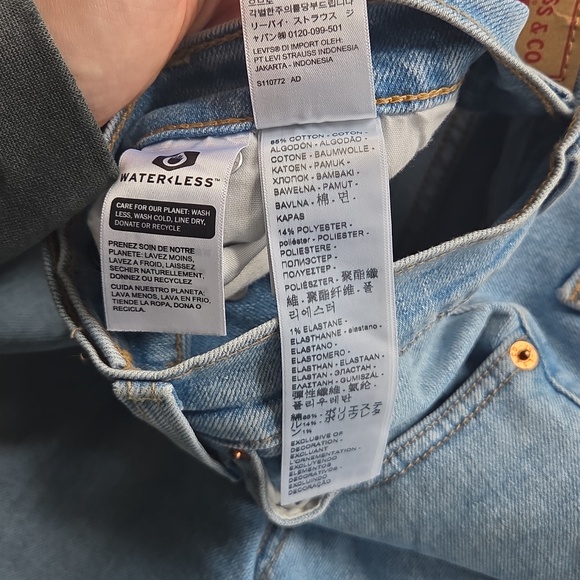 Levi's Ribcage Straight Ankle Light Wash Distressed Jeans Size 25 - Picture 10 of 16